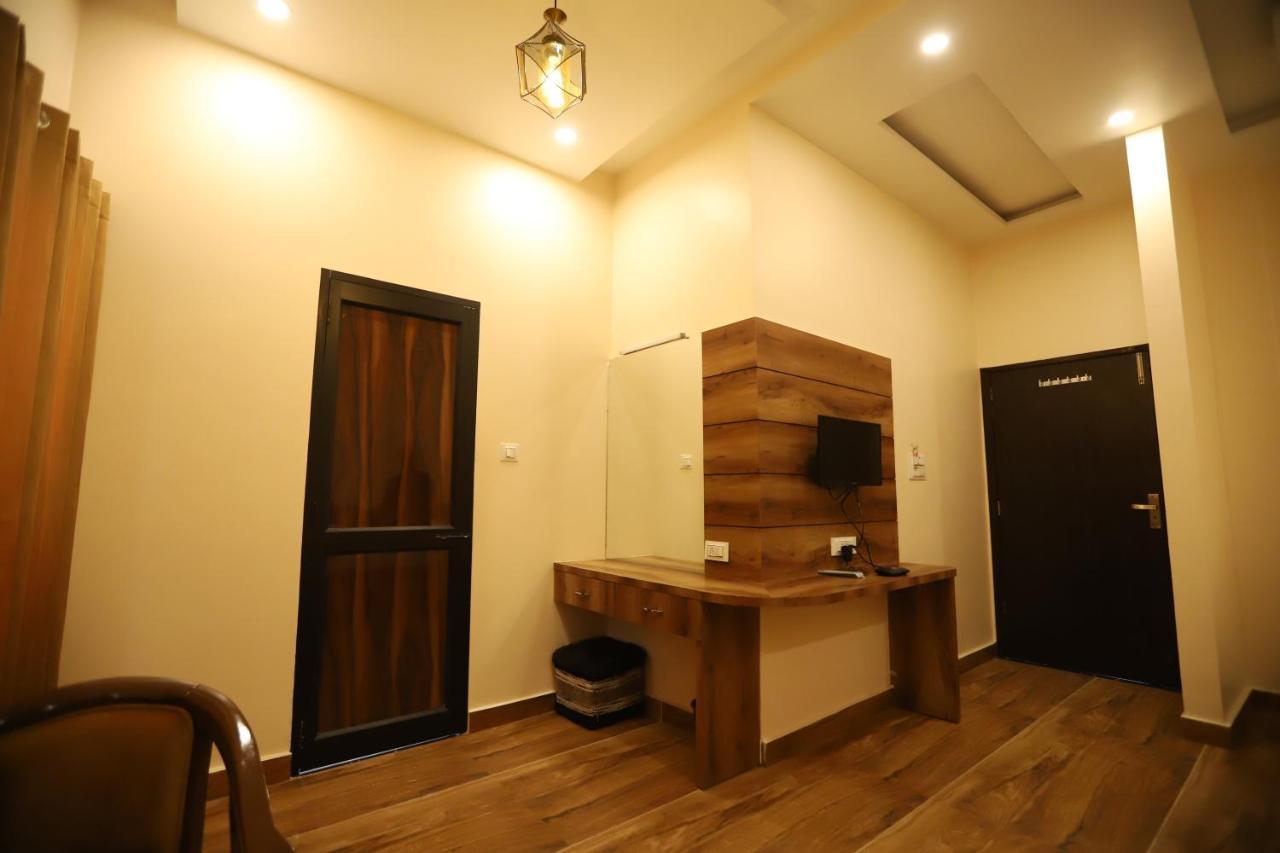 The Park View By De-Vista Hotel Amritsar Buitenkant foto